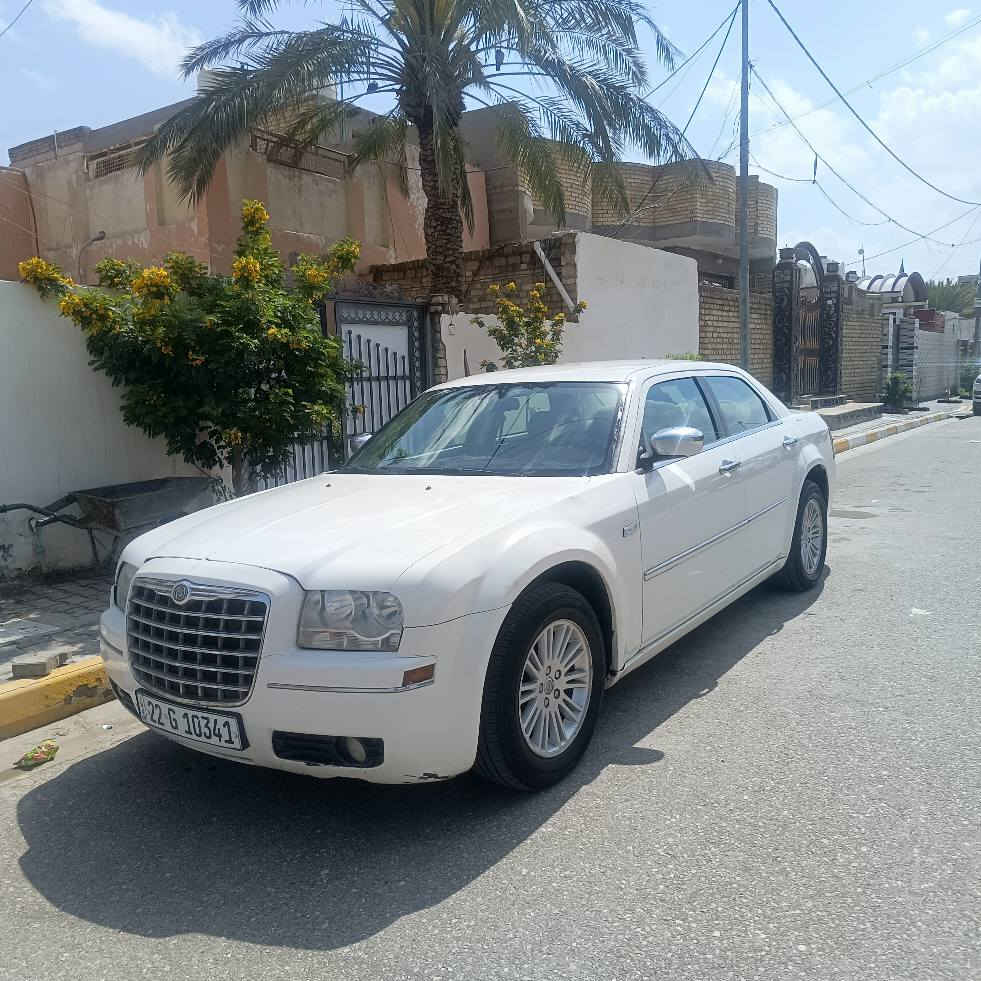 السلام عليكم
اوباما 2008 اصل. 
وارد كندي
بدون تبديل ولاضربه
 بيه جاملغ الامامي بارد وصبغ والجاملغ الثاني بي صبغ 
مكينه 3 ونص اصل
تبريد قطعتين ثاج والتدفئه شغاله
تخم تاير جديد توني عمره شهرين
دواخل عسلي
حداديه جديده 
السياره ماناقصها شي 
رقم اربيل راعيها يريد تحويل 
لايت يخبل عالي وناصي اصفر
السياره غرفتها كلش كلش جديده ومامشتغله ع الخط 
السياره احلى من الصور اصفاحها موس
سعره  120وبيه مجال
بالعافيه ع الي ياخذه
 ***********
‏‪***********‬‏
المكان كوت الهوره دهل اوران, واسط
