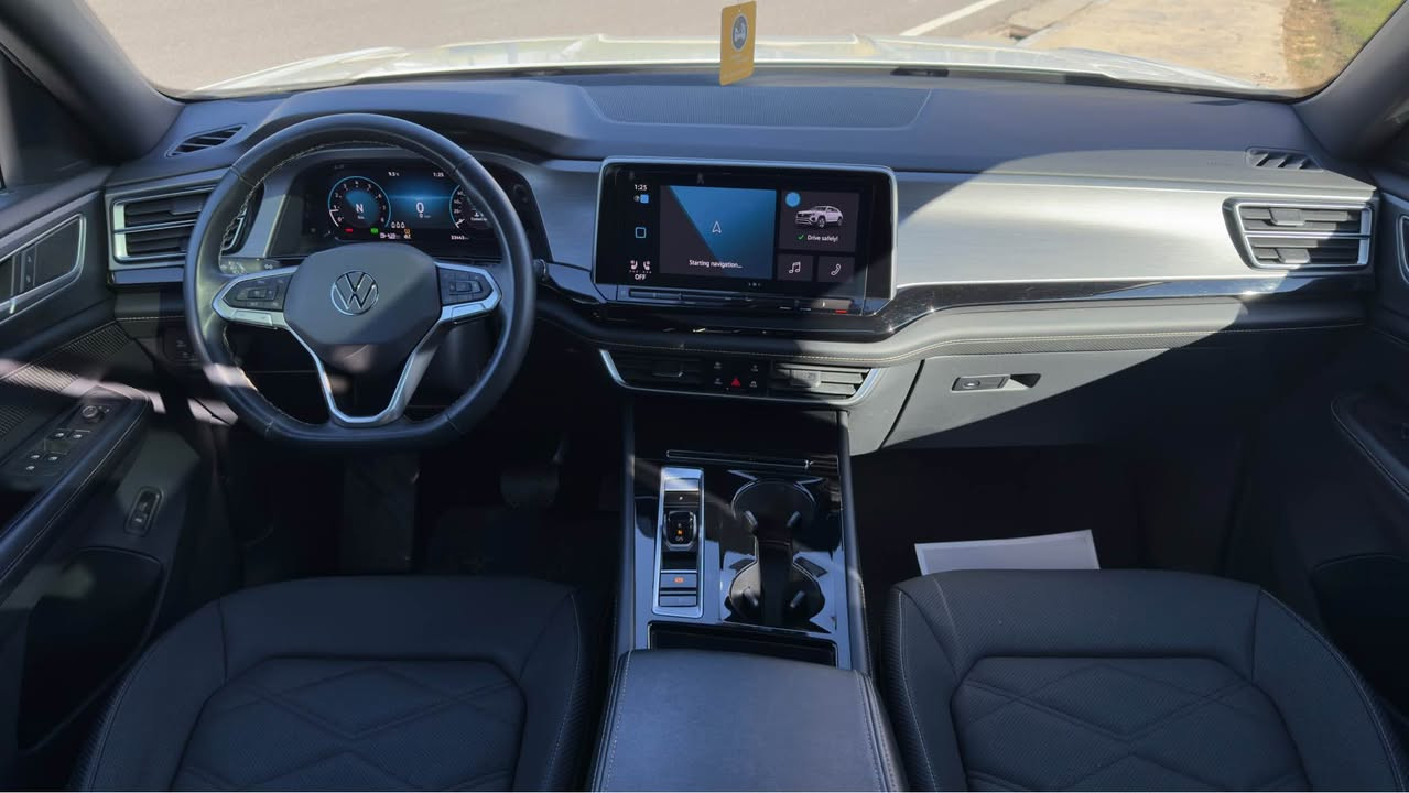 اطلس ٢٠٢٤ 
بانوراما 
بصمة 
شغال
كشنات: جلد - تتفة - تبريد - كهربائية 
سيارة رقم اربيل جاهز فحس - هزة كل جديد
ماشي ٢٠ الف
سيارة بدون صبوغ 
شبر تعديل بارد
***********
***********
*********** أربيل, العراق
