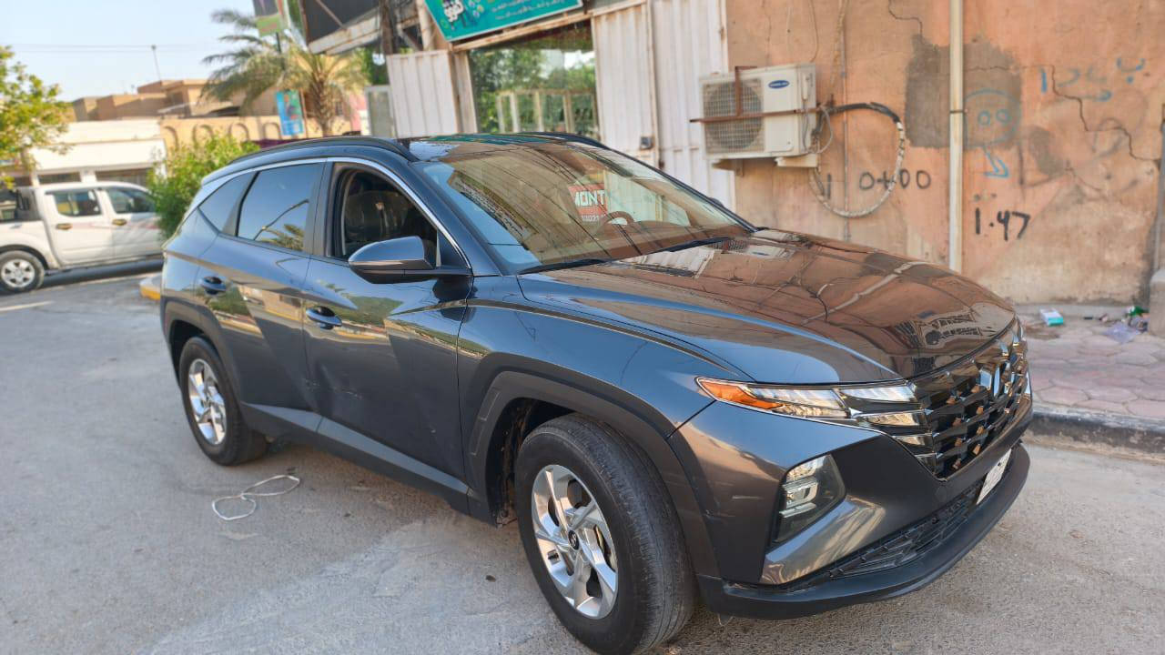 سلام عليكم توكسان ٢٣ للبيع سياره بدون رقم وبدون حادث وبدون ايرباك،،،كير ،،مكينه ،،حداديه،،جديده السياره
السعر المطلوب ١٨٠ورقه وبيها مجال قليل *********** مكان كربلاء اسكان
