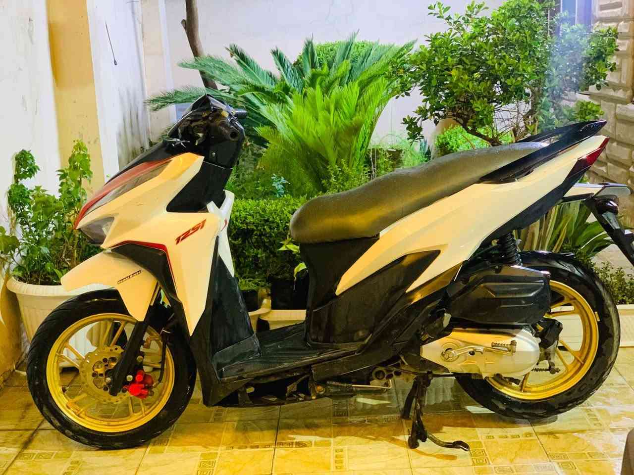 دراجة هوندا هندي موديل 2024 السعر /450 وبيها مجال بلادي مامفتوحة حله مركز/***********
