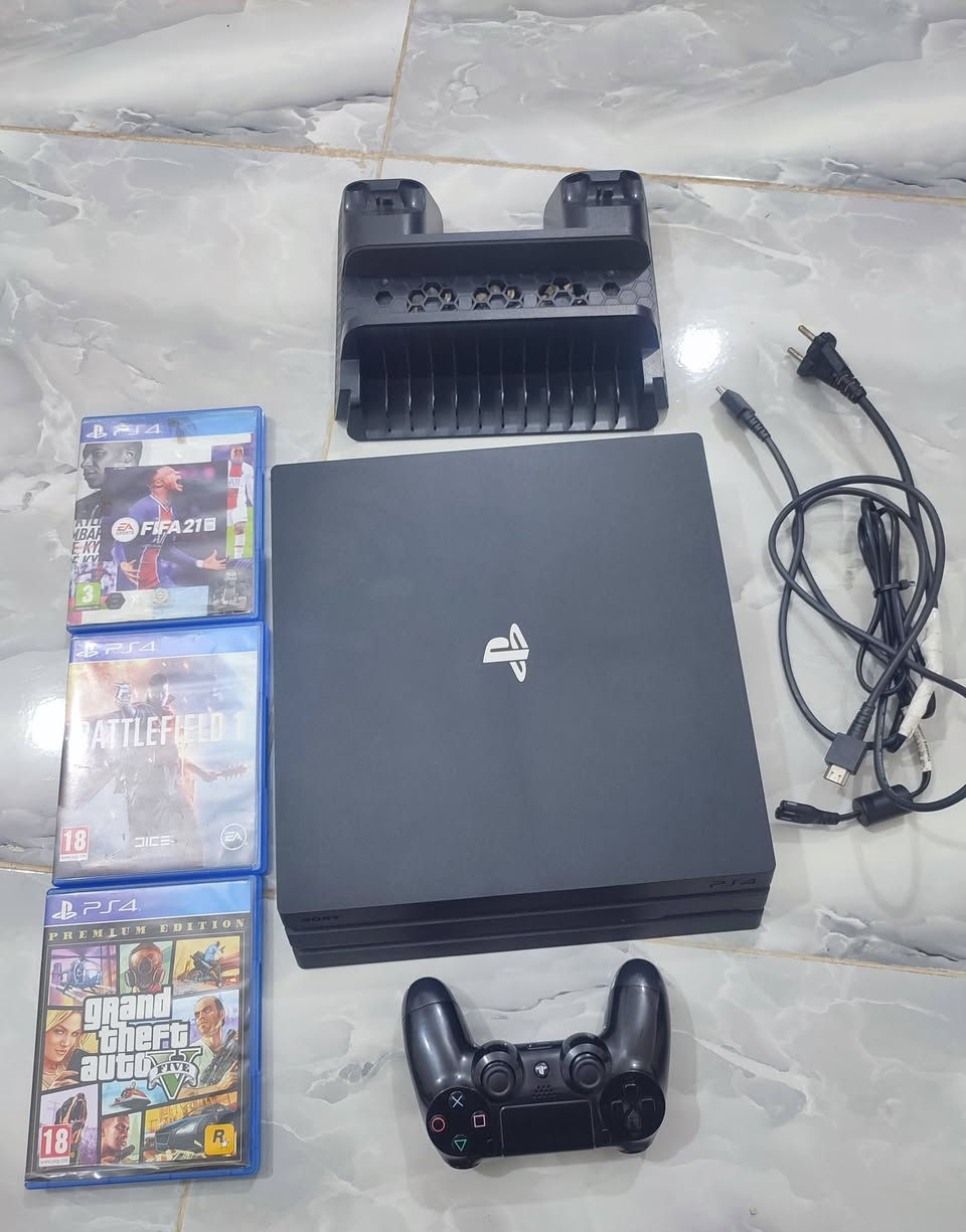 سلام عليكم بلي 4 برو اونلاين واحد تيرا نضيف كلش وياه اقراص 3 واضحات وباقي الملحقات سعر 275 ..


**إذا كنت صاحب هذا الإعلان وتريد حذفه لأي سبب، رجاءا أرسل رسالة إلى الدعم الفني**