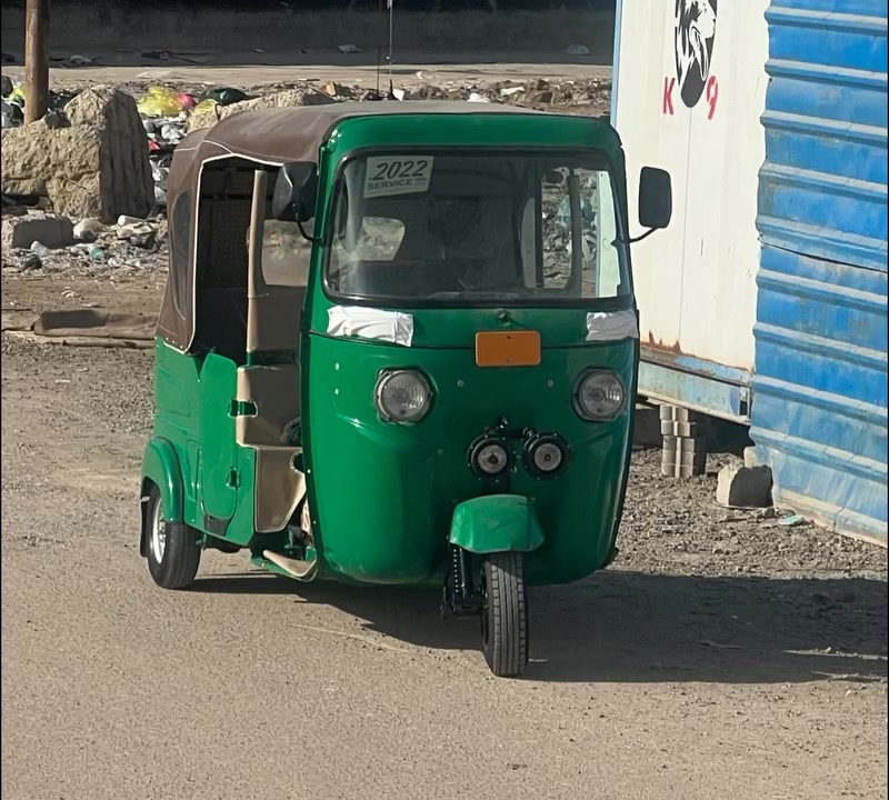 سلام عليكم تكتك 2022 لبيع مكينه مدل زنجيل تكتك حلوه ونضيفه رقم نكليزي ضربته صفحه كهربايات كله شغاله تكتك  مكان شط لعرب جزيره ***********        (ملاحضه تكتك بدون غراض لا مضخم ولا هورن ولا زنور ) ارجع غراضه لبلاد
