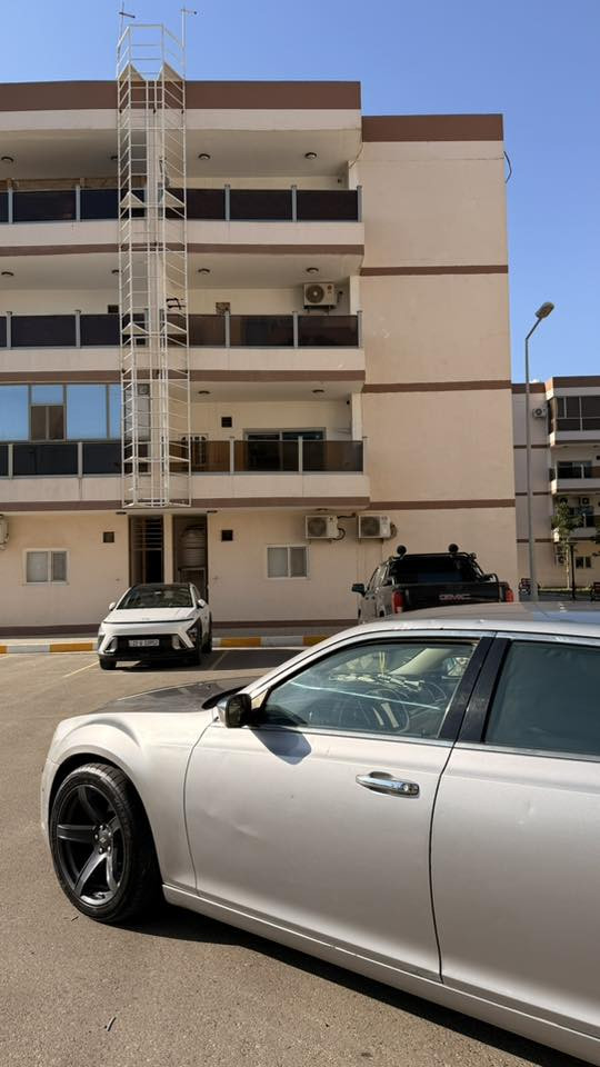 يا الله المهم صلي على محمد وآل محمد البيع اوبامه متومه اربيل ما أبيع لك إذا ما دكها حاسبها وتفحص الرقام متومه اربيل رقام وسنويه طبق لأصل على الشاصي
2014 مكينه5.7هيمي كفاله محرك كير حداديه تبريد تدفئه كهربائيات بشرط تفحص وين ما يعجبك ربع ما تصرف عليها واثق من كلامي وسولف كصه جنطه بدون  ضربه ومعجون بيها بعض الرشات فول مواصفات ما عدا الفتحة غرفتها زيررو تخم تاير ويل20
سياره يعجز السان عن وصفها متعوب عليها وجديده بس الضروف حكمت موفق ال ياخذها مكانها بصره. السعر58وبيها مجال تعجبك هلا بيك ما تعجبك لا تعلق رحمه ال موتاك لاستفسار ‭0773 837 7863‬
