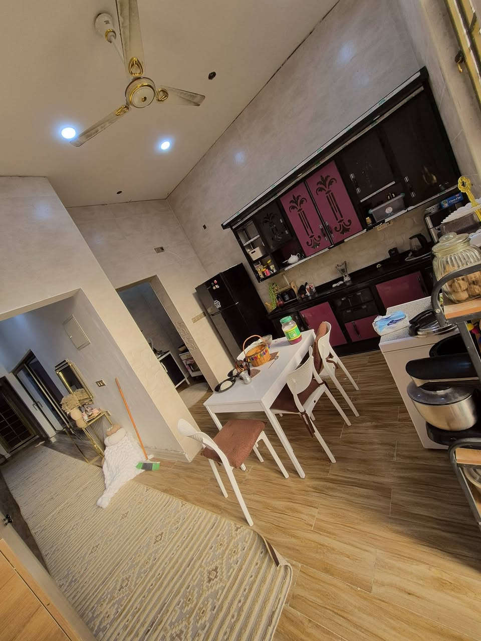 دار للبيع الفيحاء مقابيل ميناء المعقل ارض الدكتور يبعد عن الشط 600 م ...
جنس العقار زراعي أصولية 100%
مساحة الارض 227 م
مساحة البناء 150م
البناء والمواد درجة اولى 
يتكون من طابقين ونص 
باقي التفاصيل التواصل ***********
السعر 220 مليون
