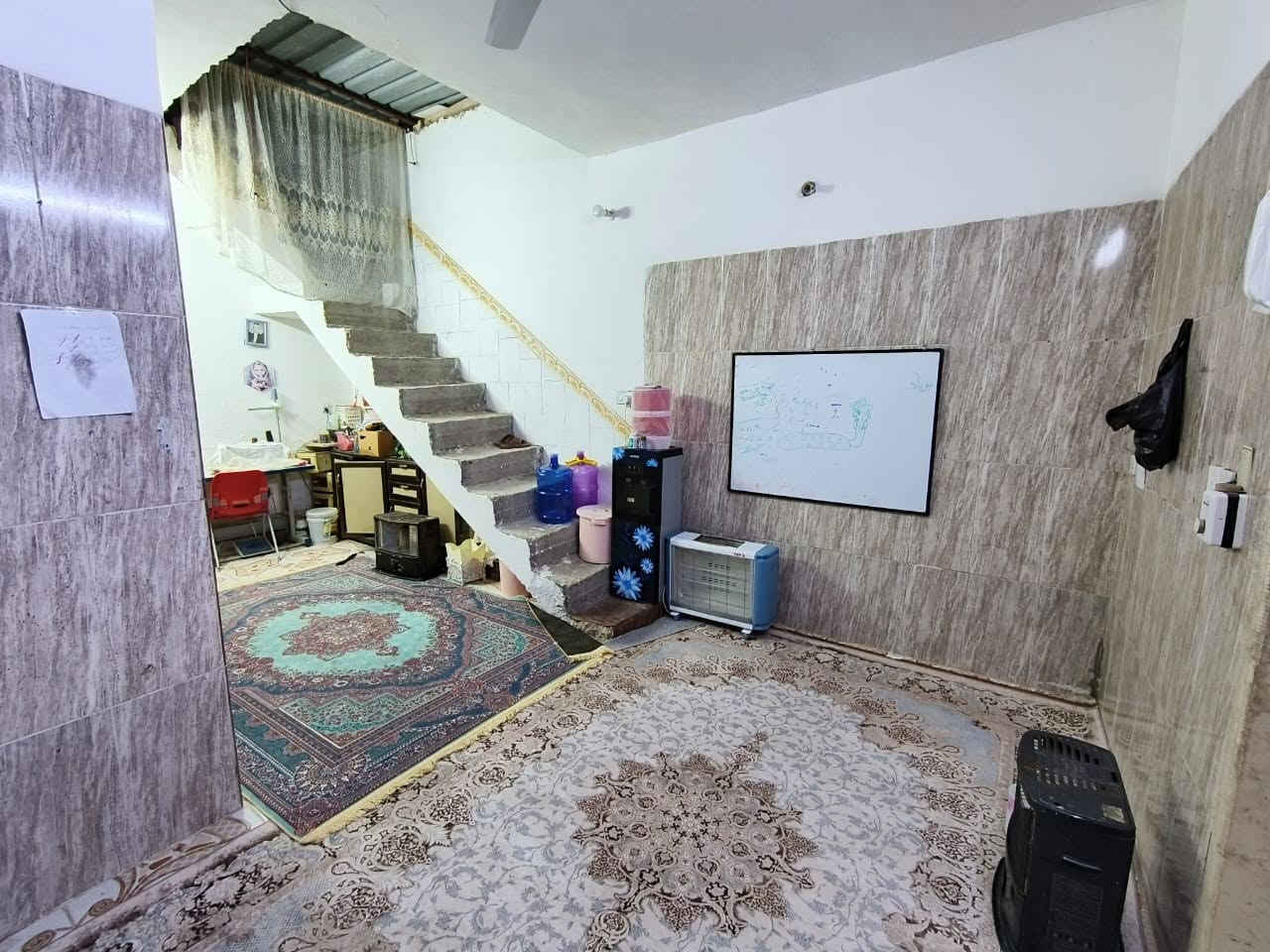 مشتمل للبيع المساحة 112 طابق واحد خلف شارع القاضي الطشاش 2 بسعر مناسب ..تلفون *********** او عالخاص
