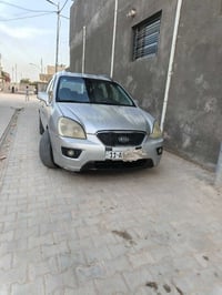 للبيع Kia RONDO  موديل 2007  موصافات EX معروفه   محرك 2700 V6  مواصفات...