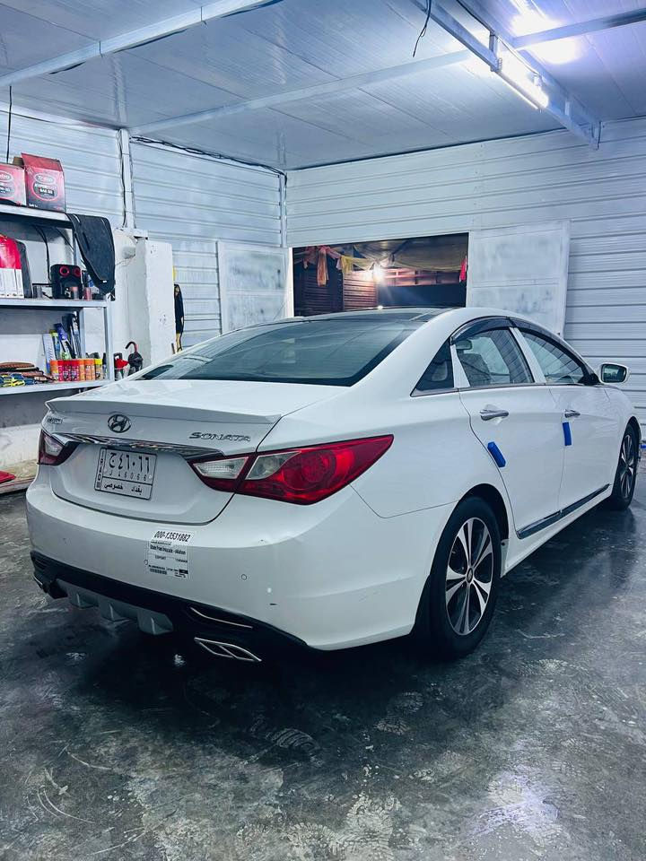 السلام عليكم سونتا 2011 خليجي مكفوله من كلشي فول موصفات فتحه شاشه جاهزه من كلشي سعر 130 بيه مجال بسيط هاذه رقمي 
***********
