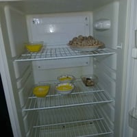 ثلاجة • للبيع