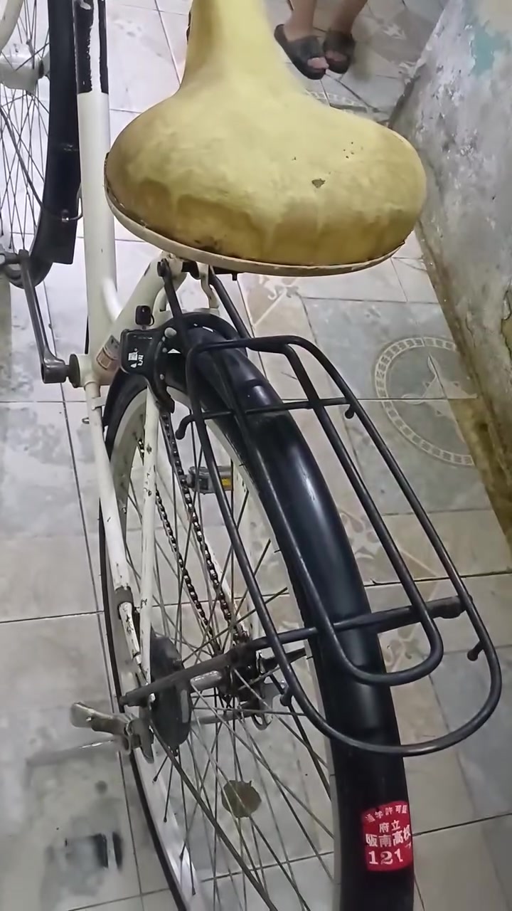 السلام عليكم باسكل بناتي حلو ونضيف حجم 27 سعر خاص


**إذا كنت صاحب هذا الإعلان وتريد حذفه لأي سبب، رجاءا أرسل رسالة إلى الدعم الفني**