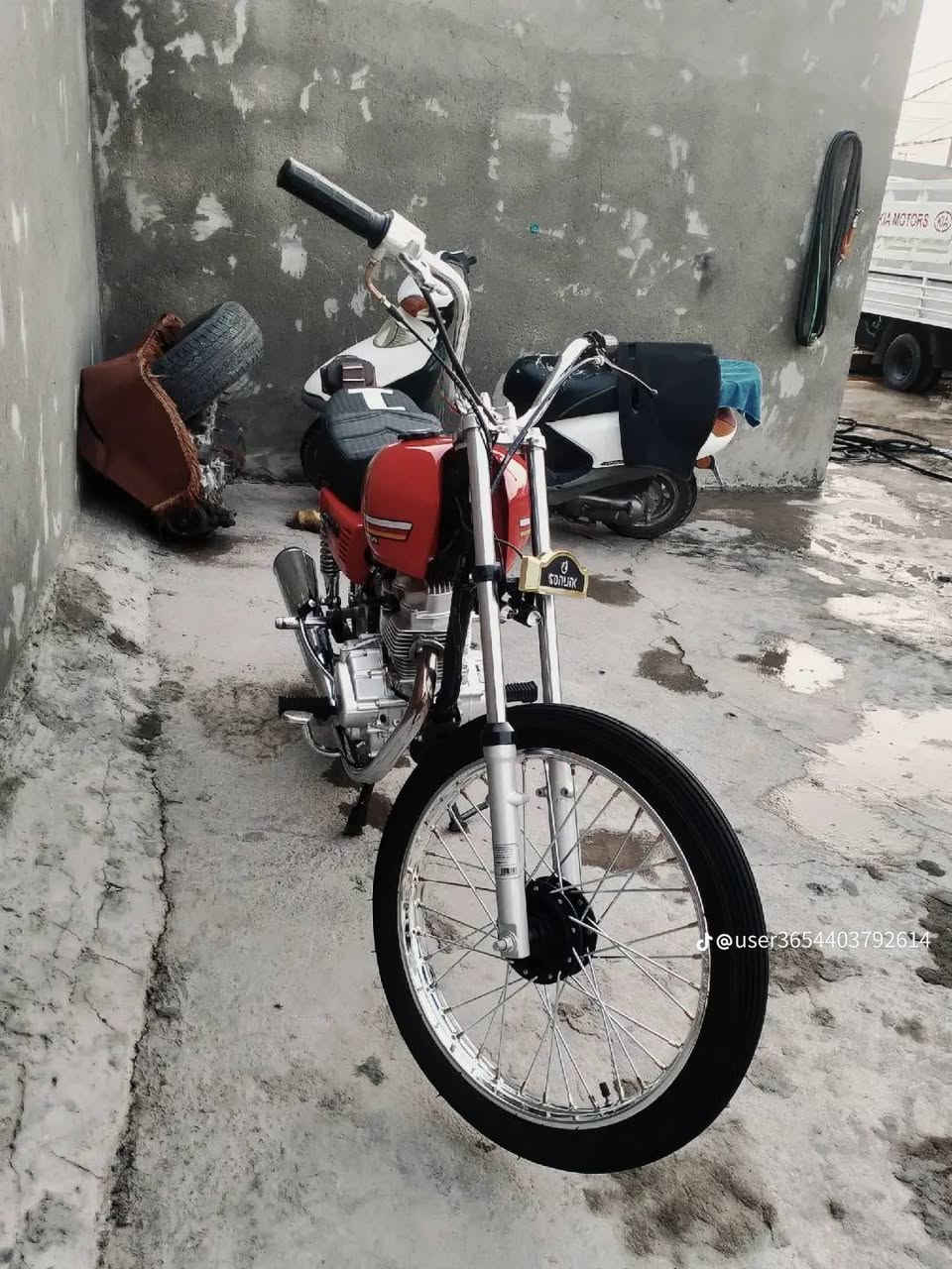 سلام عليكم دراجه البيع نامه شلامجه اصلي تعمير 25 والشاصي 20اوراق مكفوله كفاله عامه ‏‏‪***********‬‏مكاني كوت قضاء الحي لا مو شراي لا يراسني رحمه الكعبه
