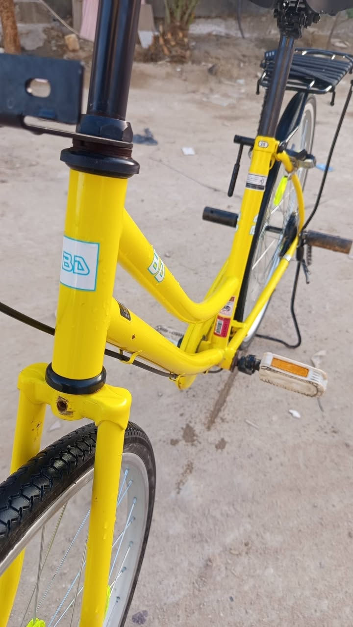 السلام عليكم وحياكم الله 
بايسكل للبيع! 
لون ليموني 💛
مديل 2022/3
شخط مابي نضافه احله من الصور 
كشن قلاب 
بريك صفاره دسك 90 
تايرات جديده وياله جديده شرط تجي تفحص كدام عينك
السعر 145 اذا مو شراي لا تدخل خاص


**إذا كنت صاحب هذا الإعلان وتريد حذفه لأي سبب، رجاءا أرسل رسالة إلى الدعم الفني**