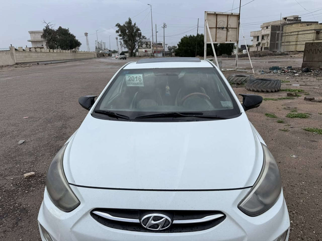 السلام عليكم اكسنت خليجي  موديل 2016 رقم بصره حره نكليزي سنويه 2030 السياره مكفوله كفاله عامه ضربه وتبديل وصبغ محرك 1600 وكير كفاله مواصفات فول حداده وتخم تاير وتبريد مكفولات السعر ٩٤ العنوان البصره شط العرب ***********
