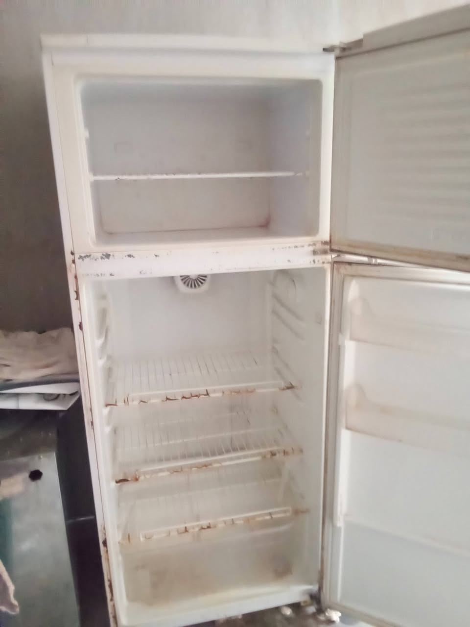 غراض بيت للبيع.
***********
