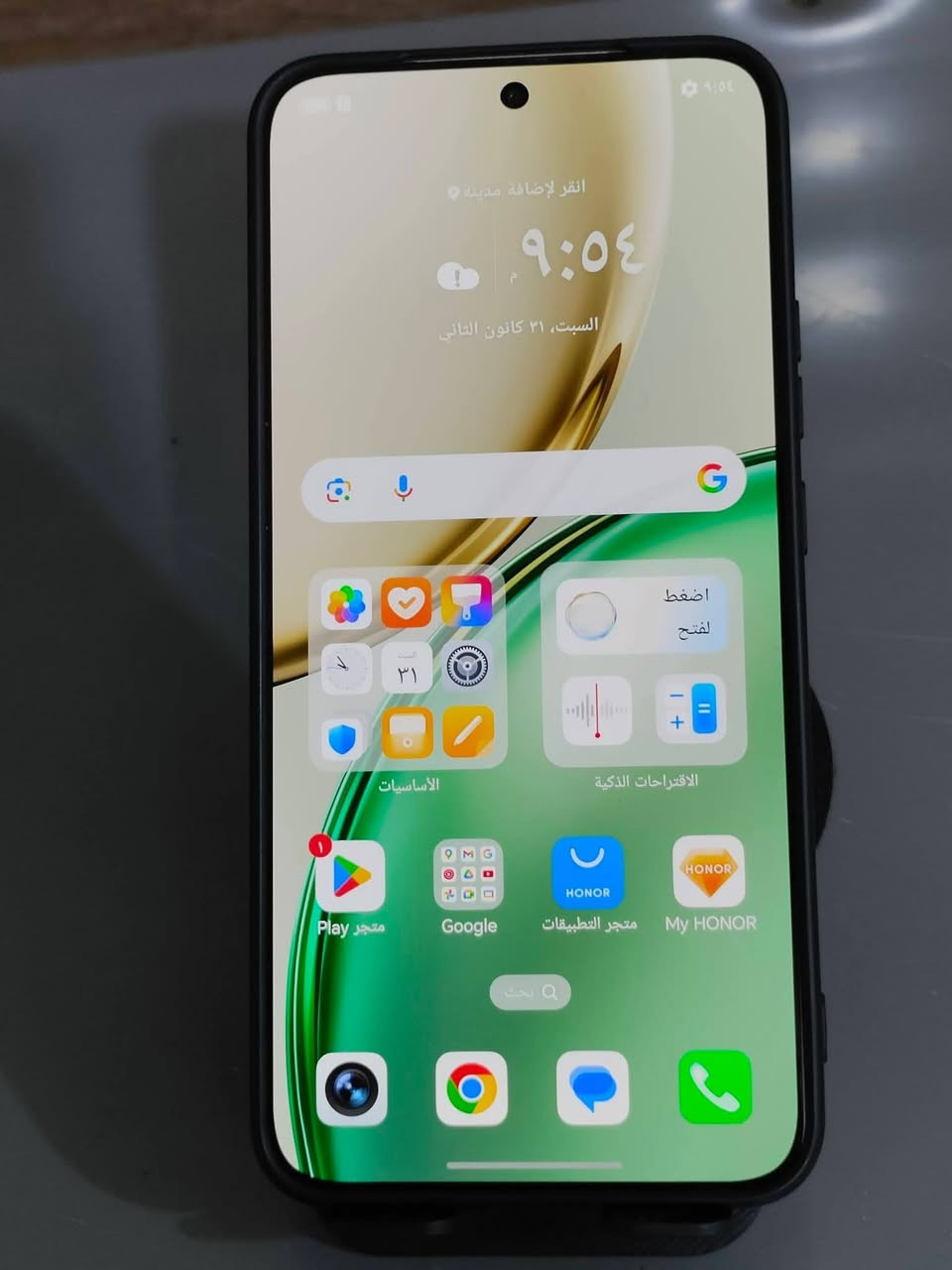 هونر اكس 9d ذاكرة 256 رام 12+12
بلادي مامفتوح مع حافظة فقط 
سعر 325 قفل 🔒 مكاني بغداد جسر 🌉 ديالى قديم شراي خابر ***********
