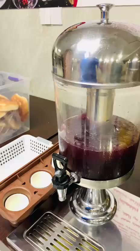 🏨 هوتيل زانكو 🌹 يرحب بكم 
غرف فندقيه مريحة 
خدمات الكهرباء والماء الحار 
🚿⚡ 
الأمان والنظافة عنواننا
🍞🍳🥛الفطور الصباحي بوفيه مفتوح أكثر من 20 نوع من الأطباق الصباحية 
موقعنا قريب عن كل ماتحتاجه من التسوق والتمتع بجمال مدينة السليمانية 
ماعليك إلا الإتصال 📞
على الأرقام التالية 
***********
***********
الأسعار تناسب الجميع 
تنورونا وتشرفونا وحياكم الله
