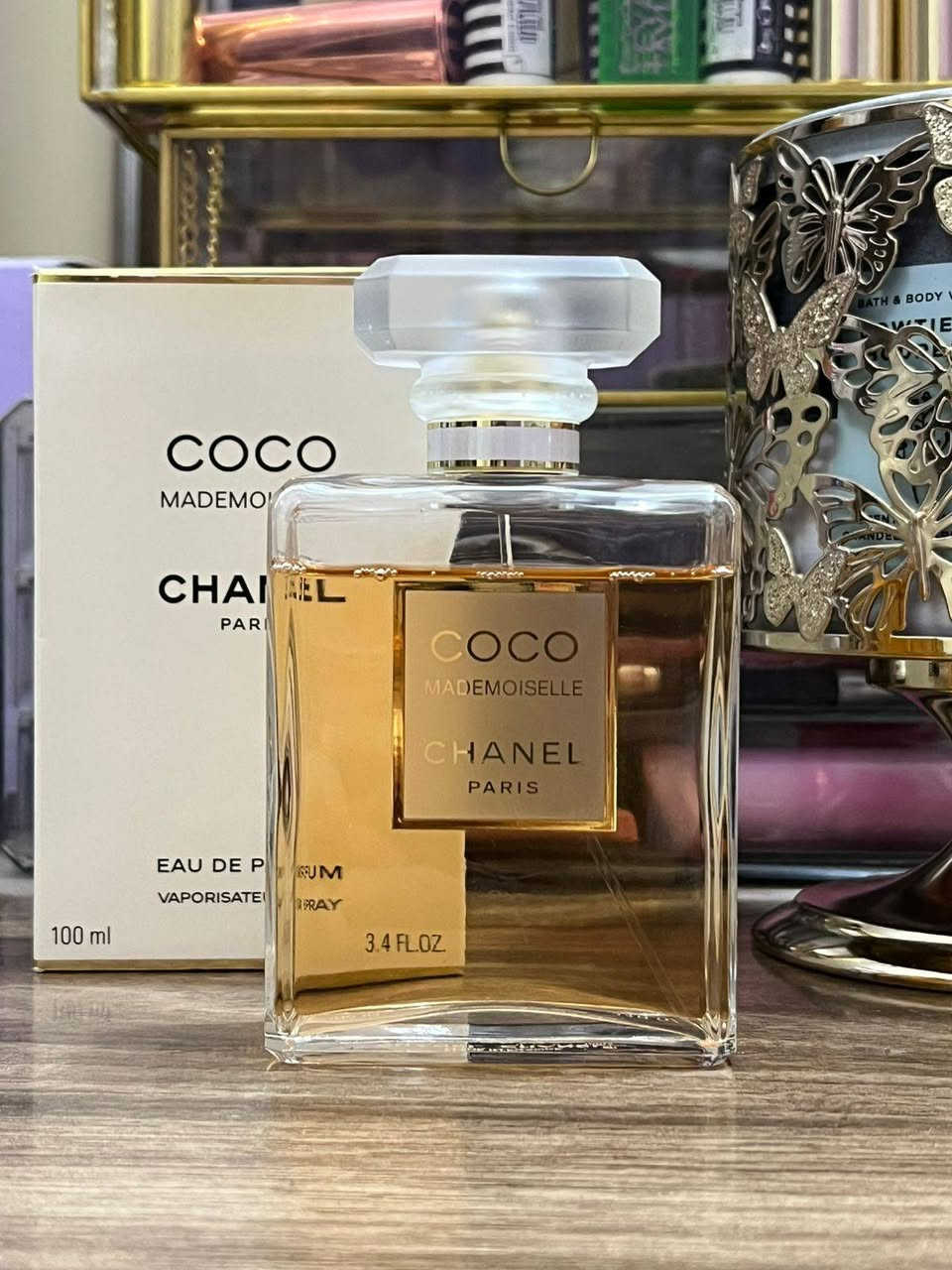 السلام عليكم 
عطور للبيع وكما موضح بالصور استعمال بسيط لغرض التجربه 
Coco chanel ب150
Castelbajac ب100
You ب 100
والعطور اصليه


**إذا كنت صاحب هذا الإعلان وتريد حذفه لأي سبب، رجاءا أرسل رسالة إلى الدعم الفني**