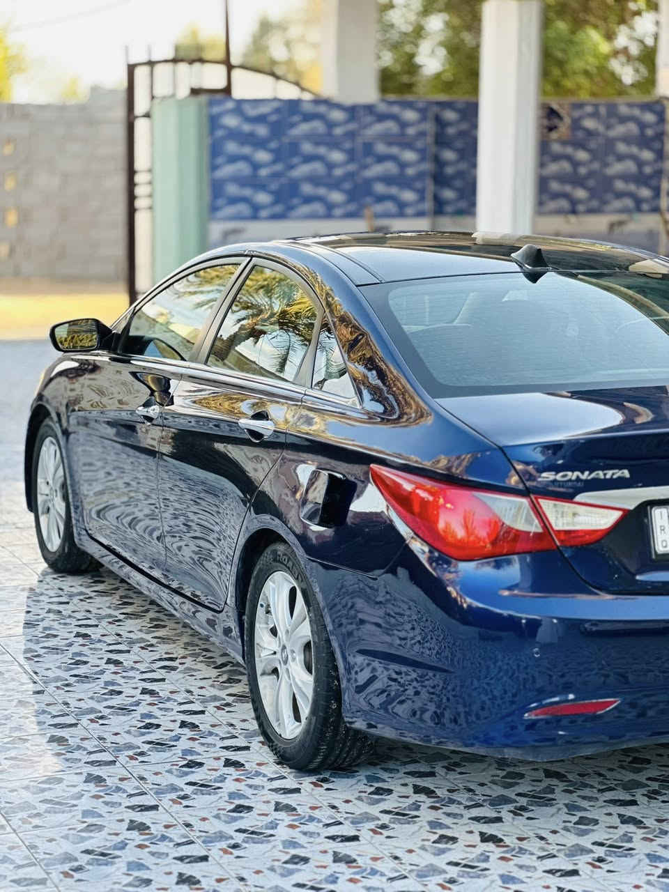 السلام عليكم سوناتا 2013 شكل ل14امريكي فول مواصفات واحد على واحد رقم بغداد انكليزي سنويه ل 2030السياره كفاله عامه ليبل واحد حادثه دور جاملغ خلفي بدون دواخل السياره جديده حيل مكينه 2400بل كارتون كير وحداديه وتخم تاير كله جديد وتبريد ثلج السياره معايزه برغي السياره احلى من الصور السعر 112وبيه مجال قليل مكان السياره بابل الحله رقم الهاتف ***********

مواصفات السياره 
1بصمه
2بنوراما
3كشنات كهرباء 
4مري شفط
اشاره بل مرايه 
5تدفئ وتبريد كشنات وستيرين
6حساسات امامي وخلفي 
7رادار جانبي 
8لايت زنون 
9تبريد قطعتين
10كير عدل مال 14
11كروس مثبت سرعه 
12تدفئ وتبريد كشنات خلفيه 
13سماعات انفنتي
وبعد مواصفات
