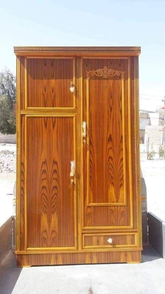 كنتور  2  باب  4 ملم
الوجه صاج الداخل خشب عادي  القاعدة 
بلوك الضهر جرجوبة براغي 

*القياس 
الكنتور ارتفاع   215 سم وعرض 120 سم 

يوجد توصيل بغداد مجاني وشد ب5 
***********
