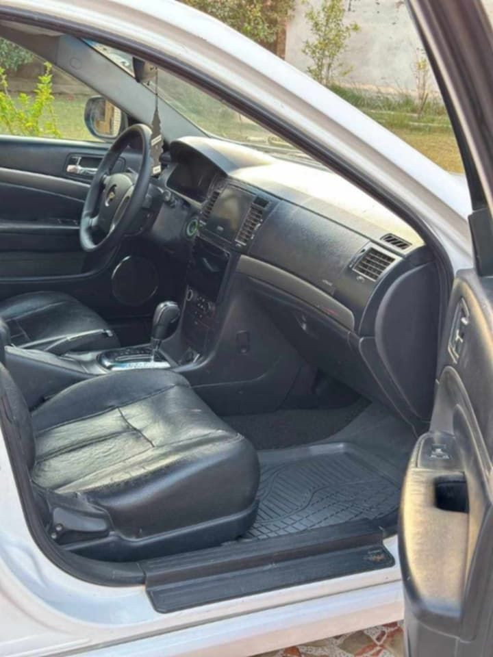 شوفر ليت أبيكا ٢٠٠٧ فول مواصفات فتحة سقف كشانة جلد كير محرك شرط تدفئة تبريد تأيرات جديد صدر جديد حساسات خلفيه إشارات بالمراية تحكم ستيرن رقم دهوك شرط التحويل ***********
