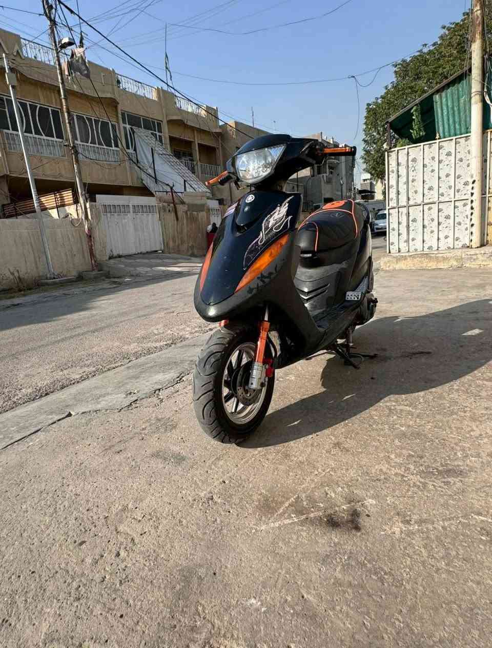 دراجه ماكس عدله للبيع  الدراجه بيه تزويد خارجي قبق فلاوين 🧡RG قبق عنبار🧡NCY قطره دهن🧡NCY صدر امامي 🧡RGS ويدات بريك 🧡KOSO وكشن اربع ولفات 🧡 وبك لايت اربع ولفات🧡 وبيه وياله نجمه⭐  الدراجه بيه كلجات رياضية بلاد مال رمبه  كهربائياته كله شغال طوافه بانزين وعداد سرعه الدراجه كله ملح 🧂 وبيه تايرات جدد🛞 مكاني بغداد البياع  للتواصل ***********
