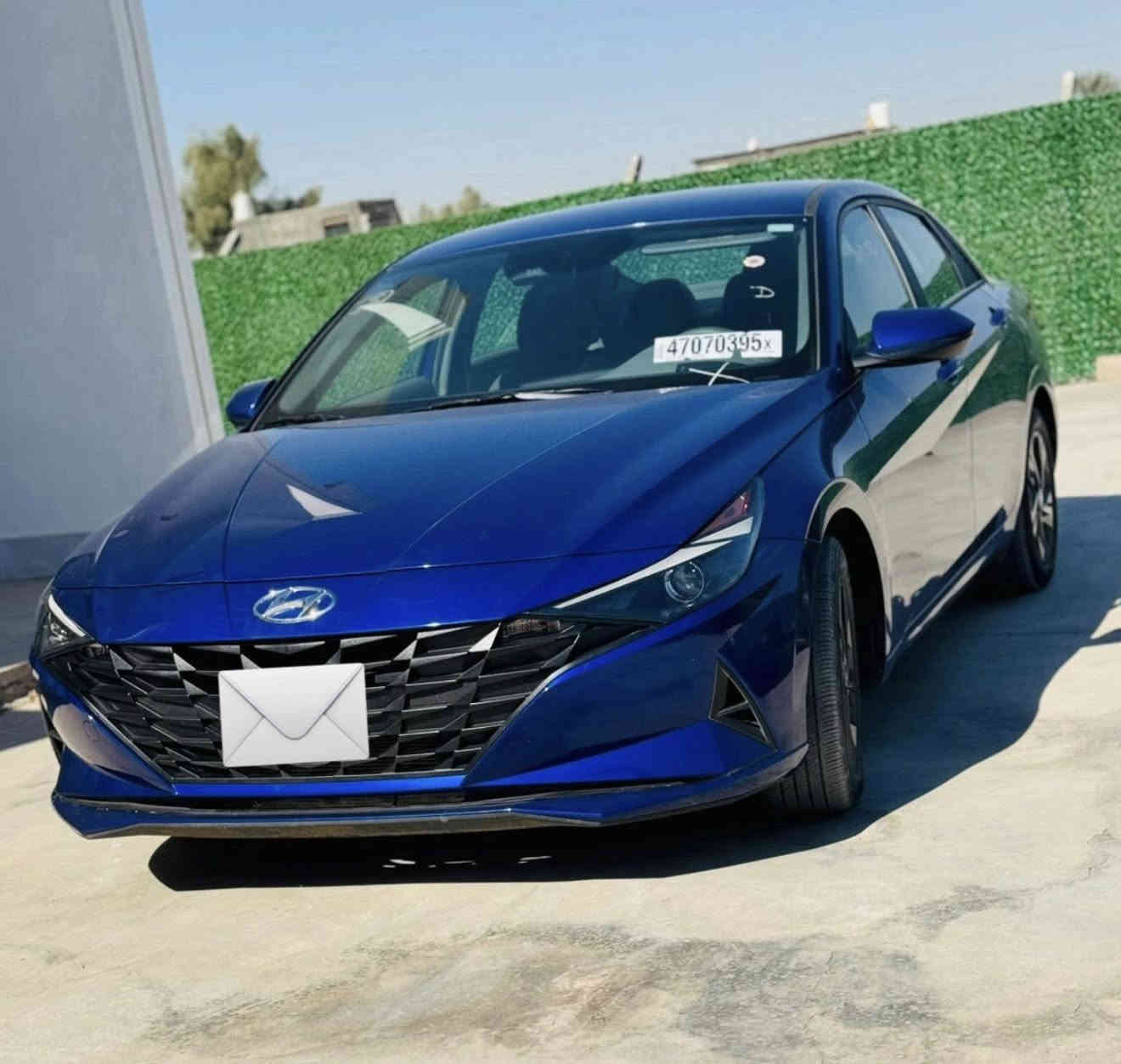 النترا 2️⃣0️⃣2️⃣3️⃣ وارد أمريكي نص مواصفات حادث خلفي بسيط بدون تبديل وبدون صبغ وبدون ايرباك وصور الحادث موجوده اتفظل خاص وبيك خير وتدلل السعر 163وبيها مجال بسيط السياره مرقم بغداد باأسمي تحويل ثاني يوم 
المواصفات
🔷 موديل 2023
🔸 محرك 2.0 DOCH
🔸لايت لد ابيض 
🔸 دواخل رصاصي 
🔸 كشنات مخمل 
🔸 رادار جانبي 
🔸 رادار خلفي تنبيه عند الرجوع للخلف والتنبؤ بقدوم سياره من الجوانب الخلفيه يمينآ ويسارآ 
🔸شاشه بالدشبول لكشف العطلات والتحكم بمميزات السياره 
🔸 كاميرة  خلفي دوراه فول HD 
💎 نظام ترحيب 
🔸 شاشة كبيرة تعمل بنظام أندرويد 
🔸كير اوتو وعادي و S
🔸 فول تحكم ستيرن +كروز سرعه 
🔸 نظام مود درايف (3) انظمة قيادة( ECO /NORMAL /SPORT ) 
🔸 شاشه اعطال
🔸 ايرباكات 
‏🔸 ABS
💎 نظام GPS خرائط
💎 USB +AUX+ Bluetooth 
💎مانع انزلاق 
♦️ رقم الهاتف ***********
