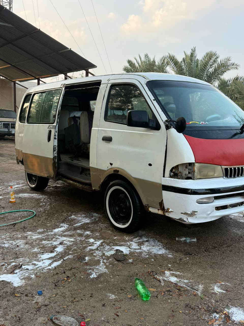 سلام عليكم بريجو للبيع مديل ٢٠٠٦رقم بصره بدون راعي مكينه وكير خير من الله اكسن بي ونه تخم تاير قرفته حلوه السعر٢٠ وبيه مجال مكلف بنشر انتصل عً الرقم ***********
