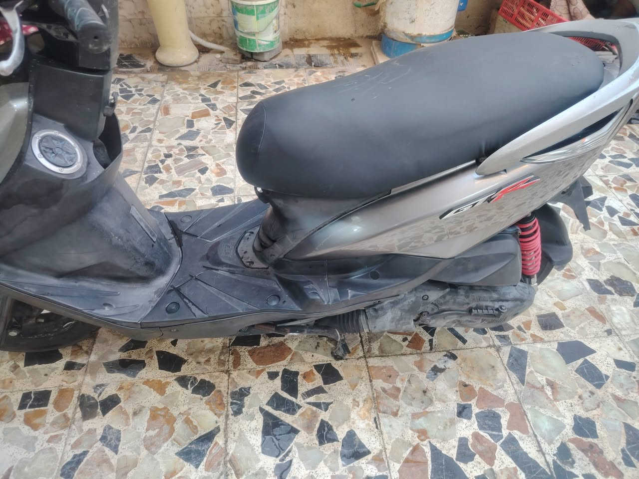 لبيع دراجة ثعلب نوزل تخبل سعرها ٥٥٠ شراي يخابر خادم ***********
