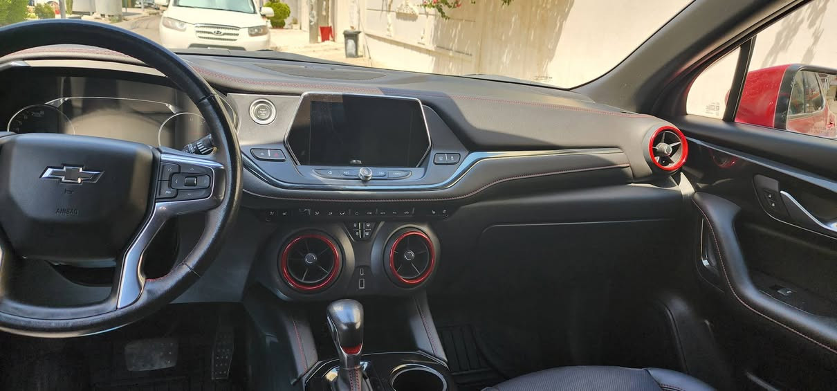 Chevrolet Blaazer  RS
الموديل : 2022

حجم محرك : 6 سلندر

اللون : ماروني + سقف اسود

عداد المسافة :  50 الف كم

السعر :  230 ورقة

الضرر : رقم شاصي مرفقة في الصور مع باب السكن

كافة الارباكات سليمة 

المواصفات : RS

رادارات تحديد مسار 

بصمة ابواب 

تشغيل عن بعد

صندوق كهرباء

كشنات جلد 

كشنات كهربائي 

كشنات تدفئة

تبريد خلفي

بصمة ابواب

هاند بريك بصمة

مكاني اربيل

واتساب ***********
