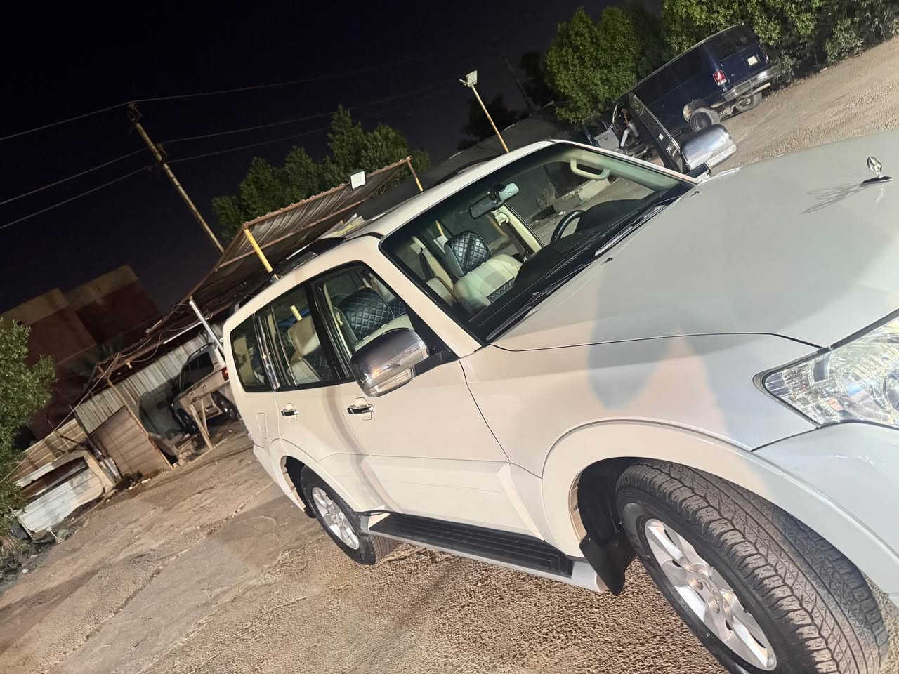 سلام عليكم

باجيرو ٢٠١٦ فول مواصفات حبتور مكفوله من الصبغ والبارد والرصعات

سبير منازل سياره جديده كلش

ماشيه ١٢٥ كيلو

مكان سياره بياع حي السلام حي صدام سابقا

*********** بغداد, العراق

