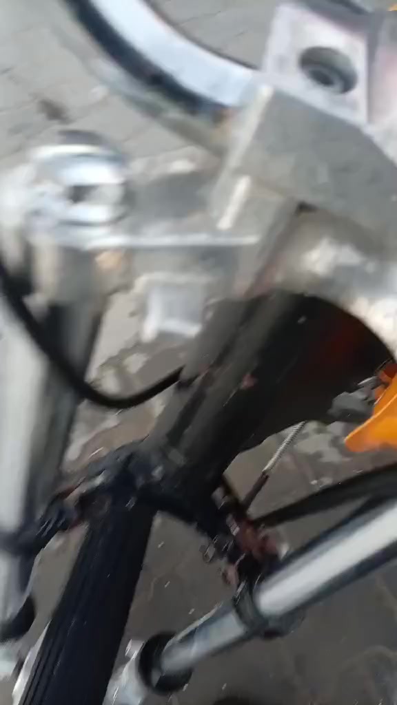 سلام عليكم دراجه للبيع شاصي ١٩ معمره ٢٥ كلك السعر ٥٥٠ وبيهه مجال ***********
