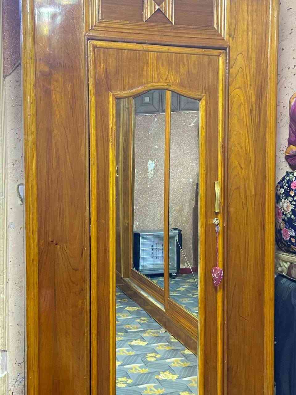 سلام عليكم عندي غرفه صاج عراقي للبيع سعر مليون وبيه مجال مكان بغدادالتاجي رقم تواصل ***********
