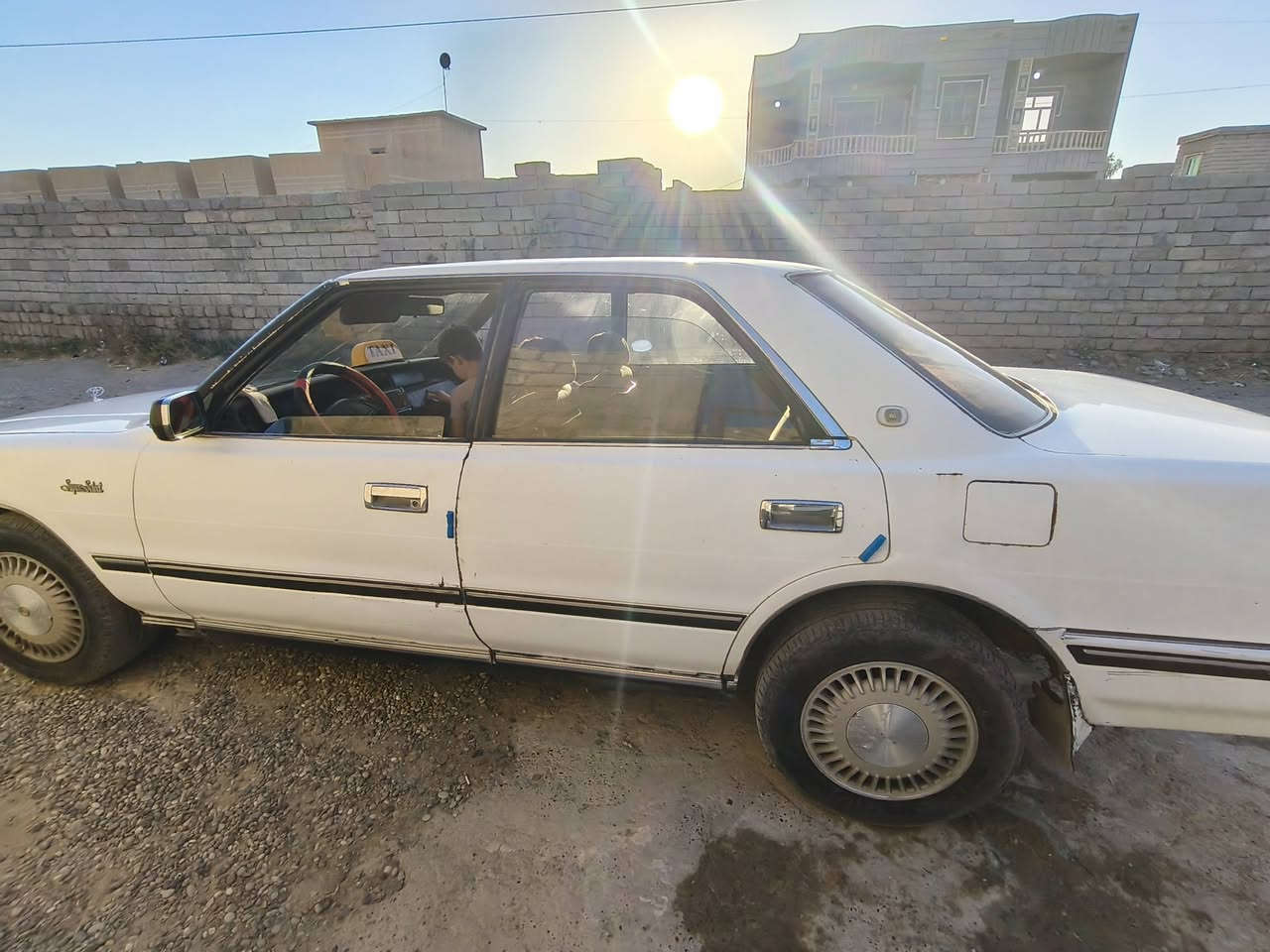 سياره هارتوب للبيع موديل 88 محرك وتجي منضومه تبريد بس عاطل السياره حلوة بس يعوزهه ترتيب السعر 45  وترهم قصاط /***********
