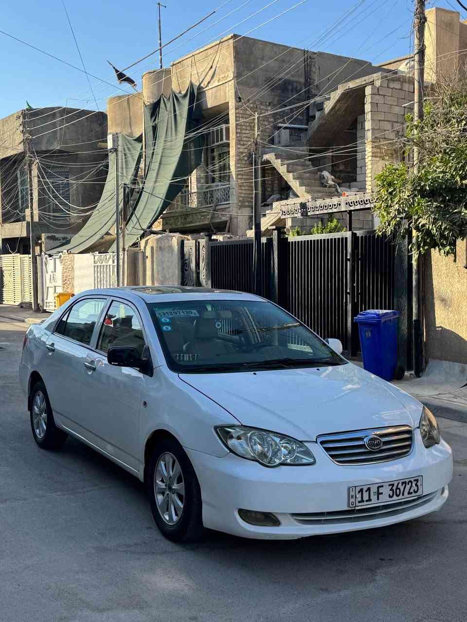 سلام عليكم 
 
بي واي دي F3  موديل 2012

رقم بغداد الجديد بأسمي تحويل مباشر

السيارة بدون حادث بدون صبغ 
مكينة وكير مكفولات 
منظومة تبريد جديده ثلج
شاشة وسستم صوت وكامرة خلفية
صدر جديد 

السياره جاهزه من كلشي بدون اي نقص 

السعر 60 وبيه مجال شي بسيط

مكاني السيدية حي الاعلام 

الشراي يتصل ‭***********‬ بغداد, العراق
