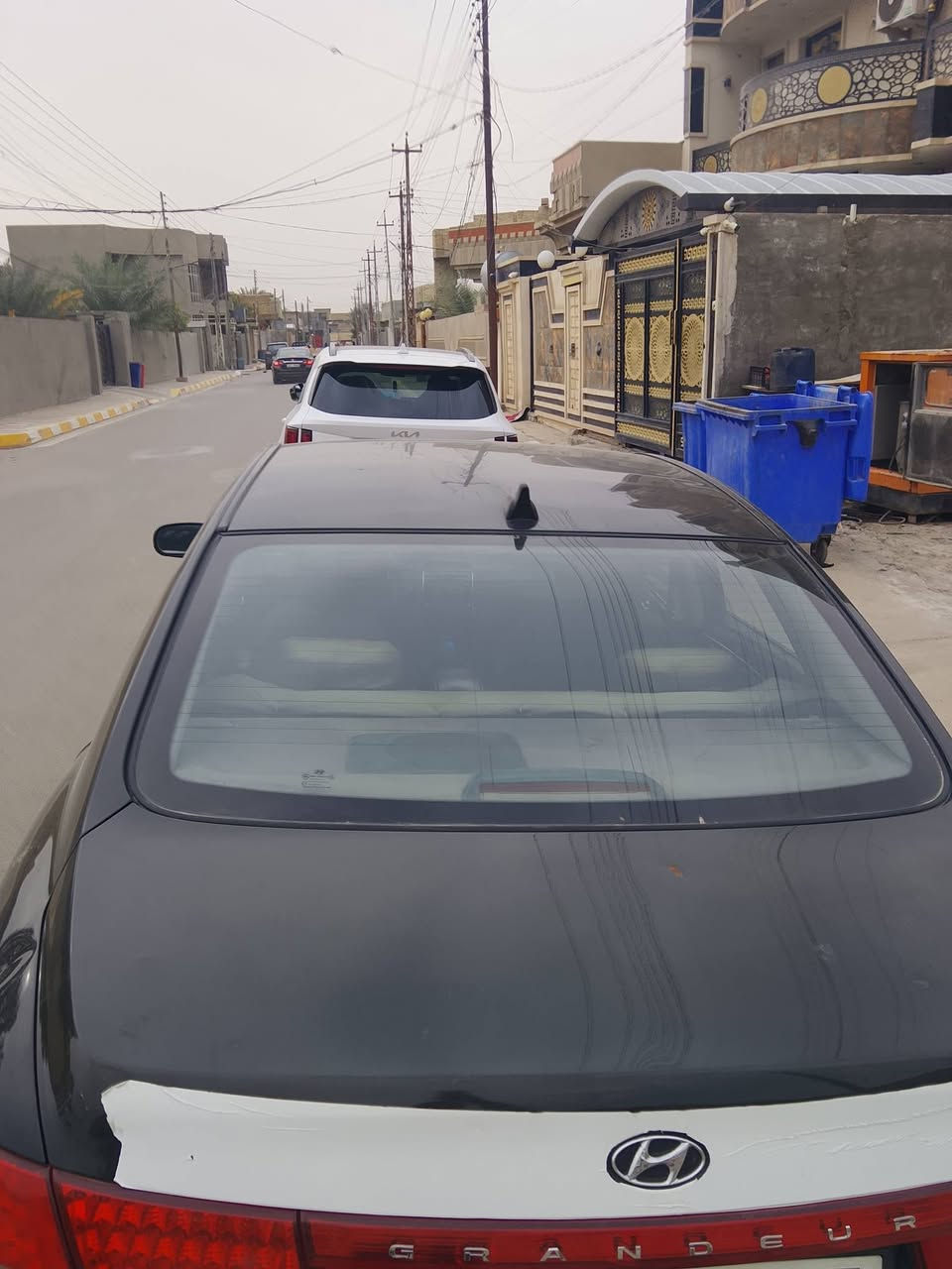 للبيع ازيرا 2009 خليجي
قطعتين صبغ 
محرك 2700
صدر جديد 
محرك كصه جديد
السعر 93 وبي مجال شويه ***********
