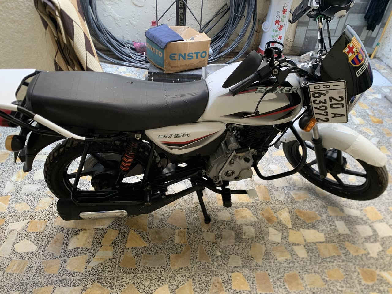 بوكسر كلاسك
موديل 2023 شهر 11 دراجه جديده ماشيه 8000 مكفوله من كلشي كهربائيات كله شغال  رقمه ديالى تحويل ثاني يوم سعره 2200 وبيها مجال مكاني بغداد مدينة الصدر 

للتواصل. ***********
