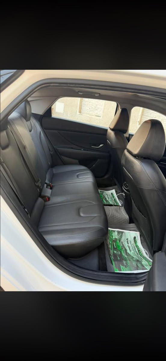 السلام عليكم النترا 2024اربيل ماشيه 29 الف مكفوله  محرك 1500 دبل نوزل  ومعرفة مواصفاته فول تبريد قطعتين  مكاني  بغداد حي البنوك للبيع السعر 141للاستفسار ***********
