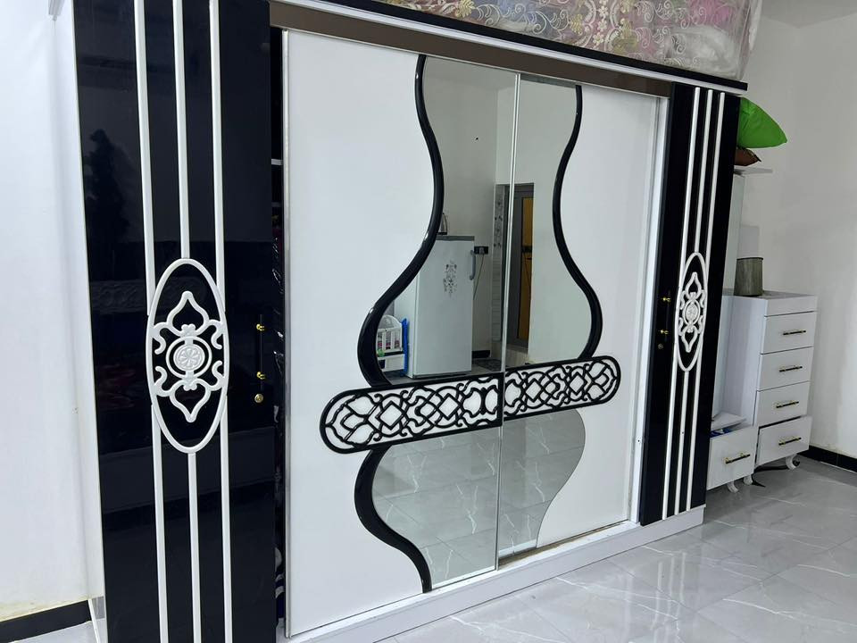 سلام عليكم غرفه نضافه مثل ماشوف بصوره 
مكاني شطره ***********
