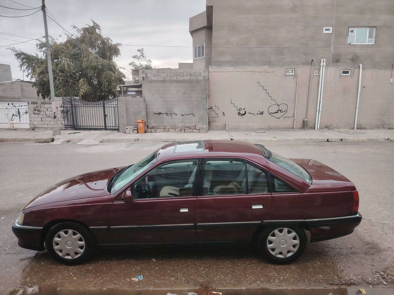 اوميكا للبيع مكفول من الخياس و الضربه رقم كركوك سعر 41 مكان كركوك دفتر بانزين ***********
