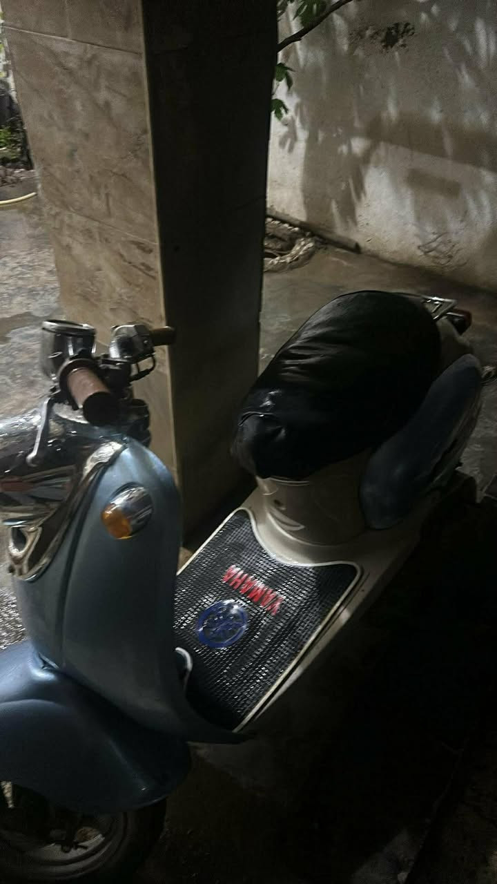 عبد الحليم دراجه رمبه دبل سكليتر كابريتر بلادي صالنصه بلادي محرك ممفتوح سلف كهربيات كله شغال ٤٥٠ بي مجال قليل مراوس هم يرهم ***********
