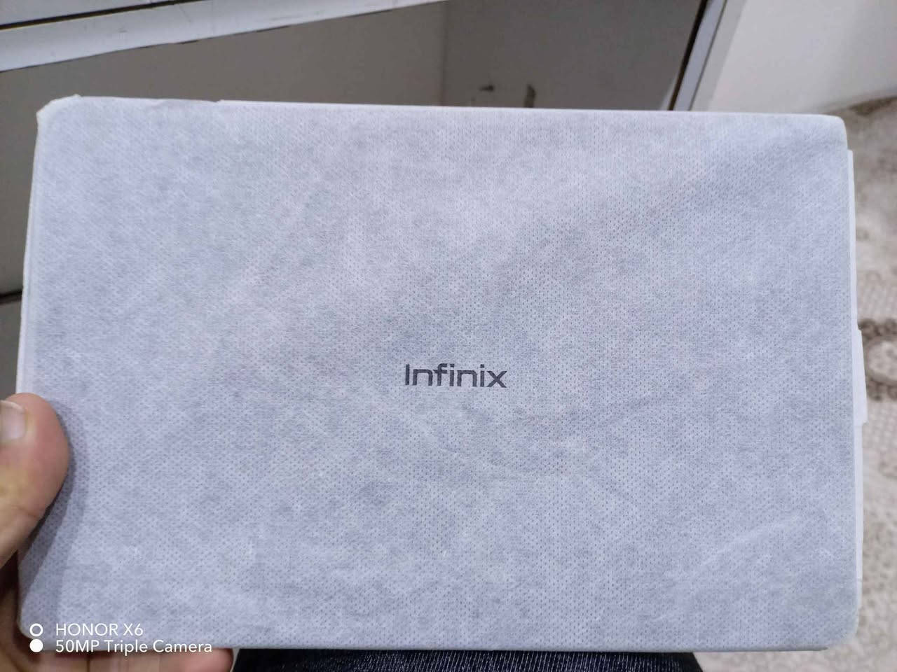 ئامێرەکە نوێیە ناو پاکەتە هەموو شتی خۆی لەگەڵە 6 مانگ زەمانی ماوە قەلەمی و بەرگی لەگەڵە بێ کێشەیە هەمووش تێکی بەشەرتە  *********** أربيل, العراق
