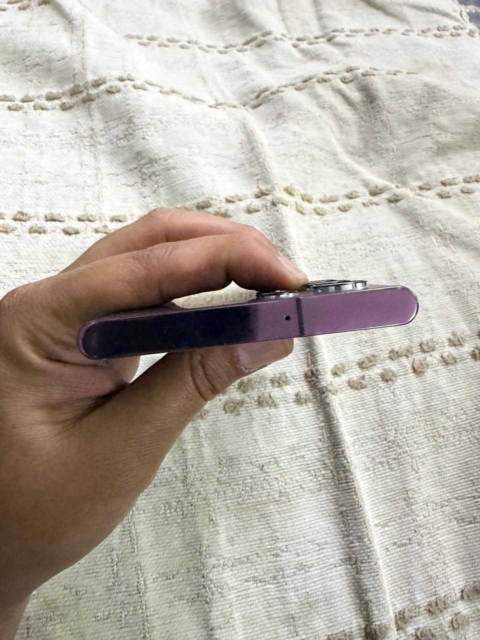 للبيع سامسونگ S22 Ultra 🔥
الجهاز نظيف جداً والاستعمال مرتب، مواصفات قوية وكامرة خرافية 📸

✔️ مبدل شاشة أصلية وظهر اصلي وكالة ( الجبال )
✔️ الأداء ممتاز بدون أي مشاكل
✔️ البطارية جيدة
✔️ الشكل مرتب والجهاز جاهز للفحص
السعر 550 الف 

بغداد


**إذا كنت صاحب هذا الإعلان وتريد حذفه لأي سبب، رجاءا أرسل رسالة إلى الدعم الفني**