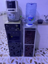براد عدد ٢ للبيع شغالات حار ودافي وبارد كل نقص مابيهن سعر الواحد ٥٥ وب...