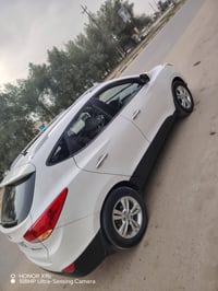 توسان • ٢٠١٣ • ماشيه ٢١٠