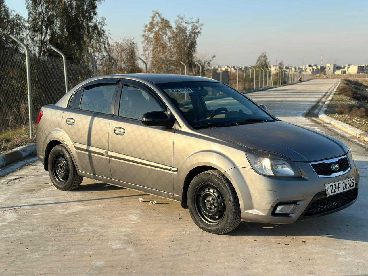 كيا ريو 
2012
رقم اربيل بأسمي 
سيارة بدون حادث
محرك 16
كير محرك شرط
سعر 95بيها مجال 
مكان السيارة موصل الايسر 
***********
***********
