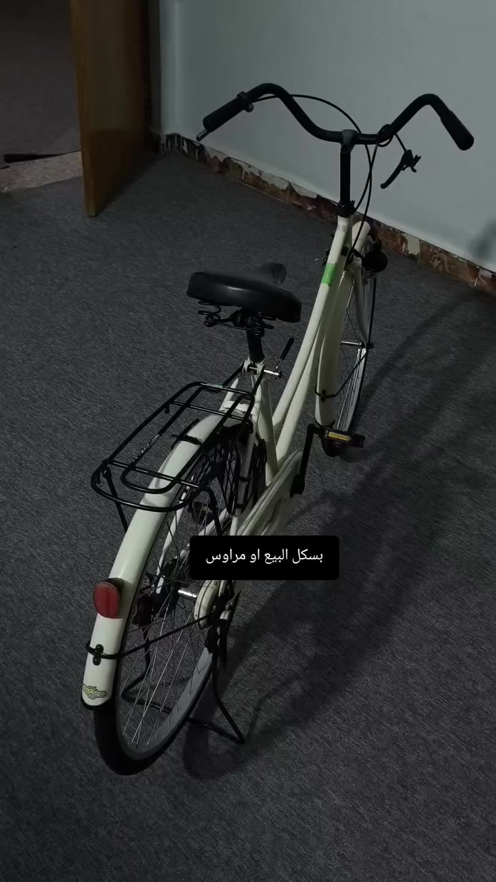 سلام عليكم بسكل البيع السعر 170 وبي مجال موديل 2021 العنوان البصره القرنه الرقم الهاتف ***********
