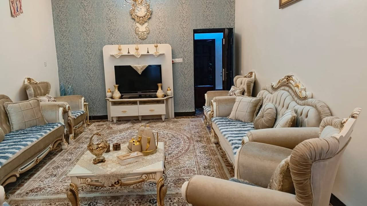 دار طابو صرف طابقين للبيع
 باسم شخص واحد 
المساحه 200 متر 
الموقع قرب البيت علي بطاقة او اسواق الشهداء 
وللاستفسار خاص مفتوح او اتصال للرقم ***********
