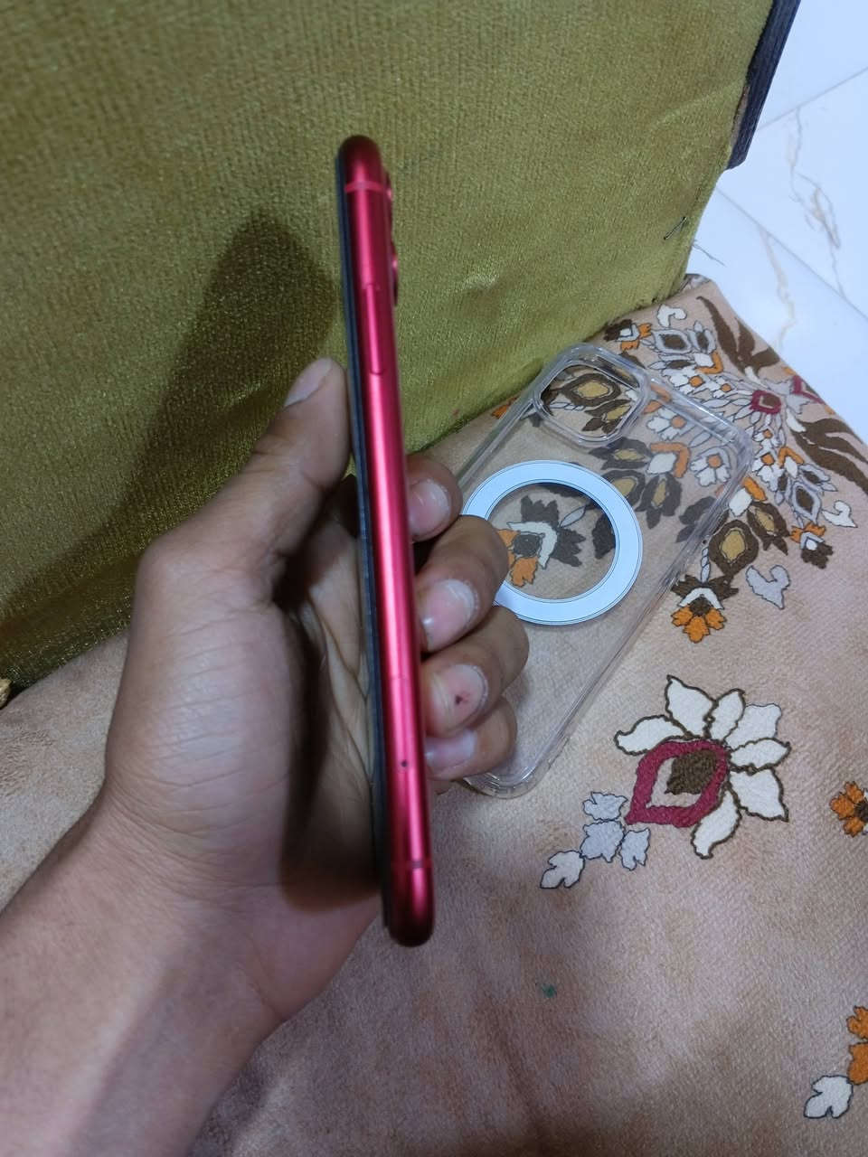 ايفون 11 عادي
وضع شركه برغي ما مفتوح ولا قطعه مبدل ✅
سيم كارت عاطل بس المكان مالته يعني مو تخطي فقط المكان
اشعارات ✅
صوت ✅
كامرات فول ✅
جهاز نضيف ✅
بي واتساب ***********
