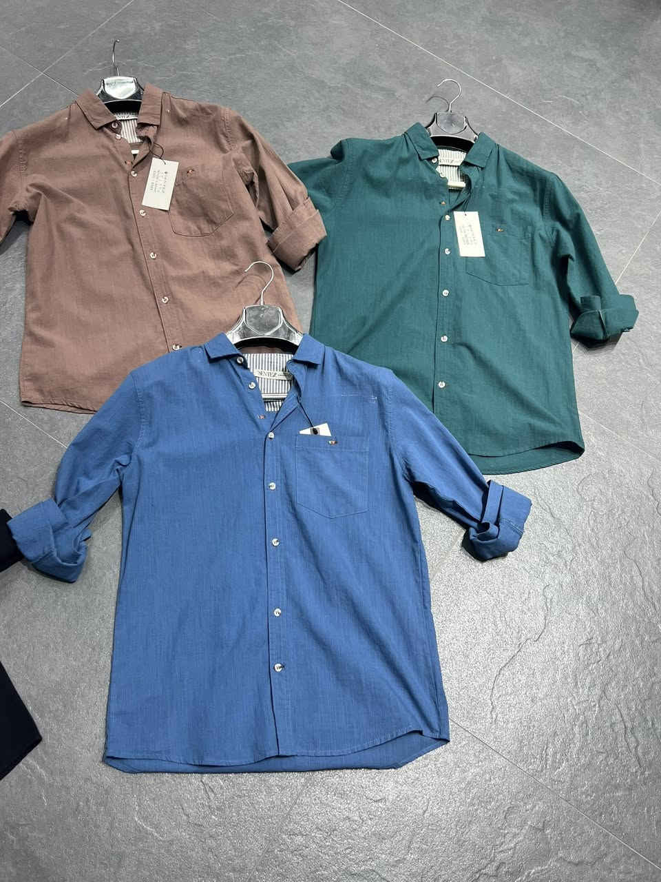 🔥👇👇👇#ازيــــــاء_اســـطنبـــول 👇👇👇🔥
     
نـــقدم لـــكـــم اقـــوى و احـــدث  لموديـــــــلات 🔜⚡

#قميص تركي  _ -درجه_اوله💯🇹🇷

قياسا/✅s✅m✅l✅xl✅xxl

 :يتؤفر  جميع الالوان 🌈

⚡لمن يبحث عن الأناقه والشياكه تجدونها لدينا فقط⚡
_________👇👇👇👇👇👇👇👇👇
⤵️⤵️
#للاستفسار_***********📞

العنوان/#قضاء_النصر_ -عماره  بيت نغيمش الجمله سابقن 🎵
