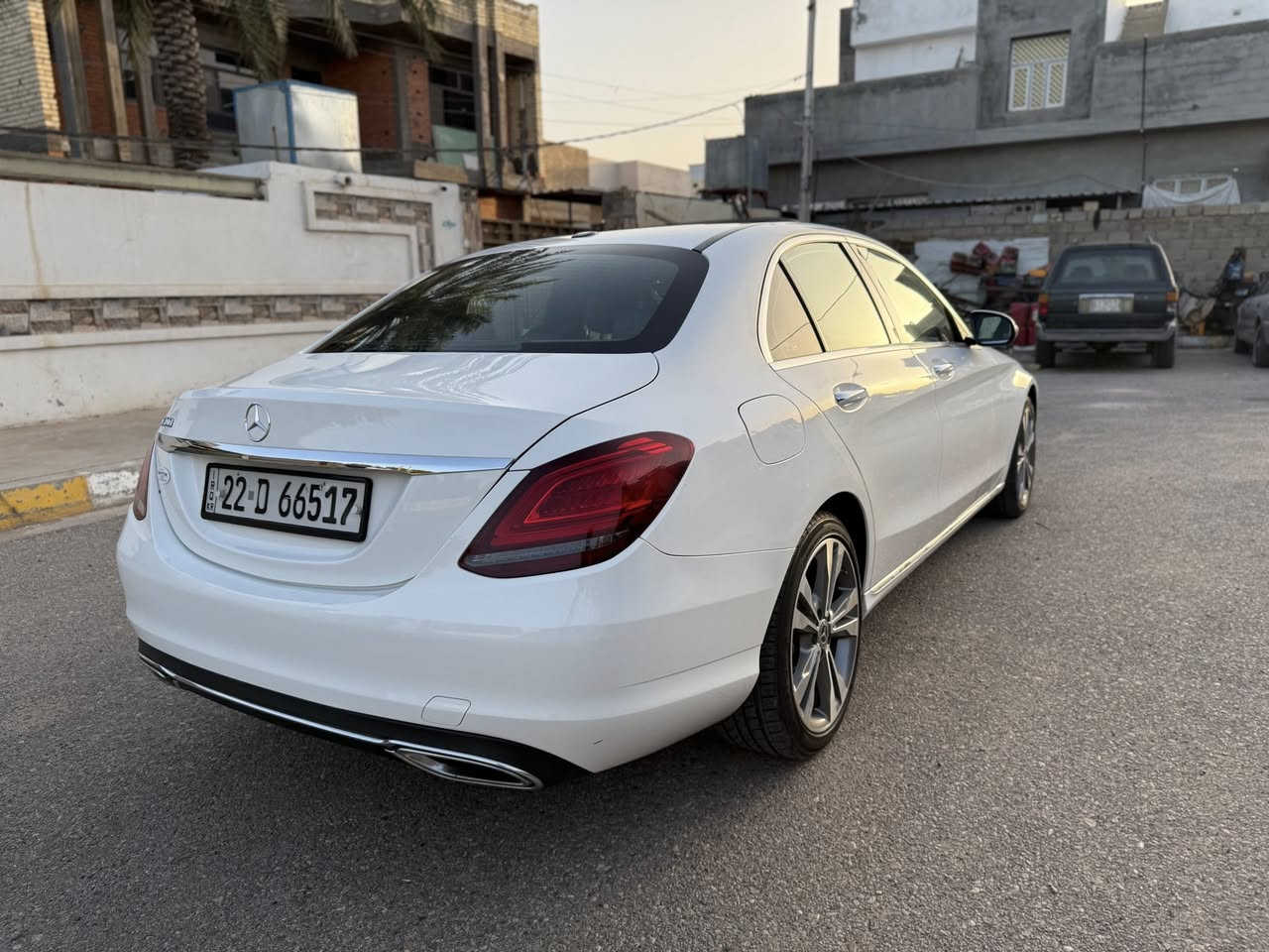 السلام عليكم
مرسيدس c300 2019 
للبيع فقط بدون مراوس
المواصفات :
. محرك 4 سلندر 2000 توربو 
. رادارات امامي
.حساسات امامي خلفي
. نقط عمياء
. لايت داينمك
. دخول ذكي
. كشنات جلد _ تدفئة
. شاشة جبيره
. كيجات دجتل
. فتحة سقف
وباقي المواصفات المعروفة
ارقام اربيل تحول مباشر 
السيارة كامله مكملة بدون نقص بدون مسجات
وارد امريكي الضرر تبديل جاملغ السكن بلادي بدون صبغ
واقل من ربع البنيد صبغ بدون ايرباك بدون دواخل
صور الضرر مرفقة وصور السونار موجوده 
مكان السيارة الفلوجة او المنصور 
سعر : 217 $ وبيها مجال
للإستفسار: ***********
***********
