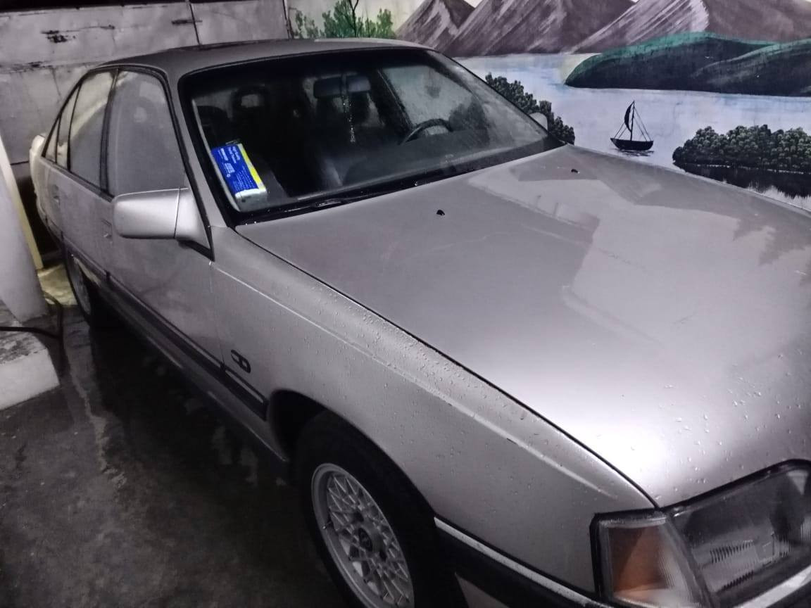 سلاو به ناوي خوا اوبل ئوميكا مووديل 1993ره قم تازه سه نه وي 2030تاختم بيشودواوتازه جوار تايي تازه سلايت ده فتره به زيني له كه ل هه موو كياني به شه رتي فيتره48يك كه م مه جال ناونيشان كركوك *********** و ***********
